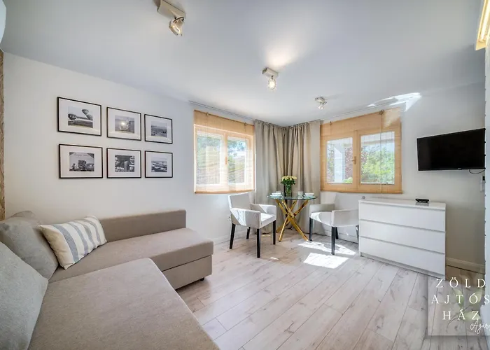 Ajtós Ház Casa de Férias Gárdony